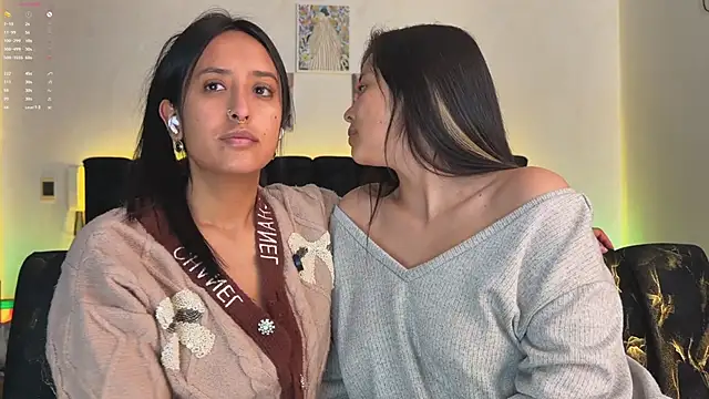 Snapshot of 2SummerLove1 chatting on February 20, 2026, 11:06 pm 2SummerLove1 online show from February 20, 2026, 11:06 pm