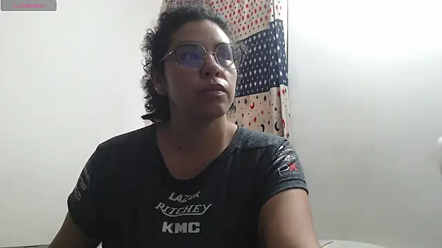 Snapshot of Anne_purple chatting on September 10, 2025, 2:27 pm Anne purple online show from September 10, 2025, 2:27 pm