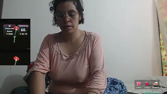 Snapshot of Anne_purple chatting on March 13, 2025, 7:17 pm Anne purple online show from March 13, 2025, 7:17 pm