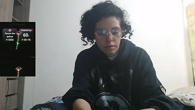 Snapshot of Anne_purple chatting on March 20, 2025, 4:20 pm Anne purple online show from March 20, 2025, 4:20 pm