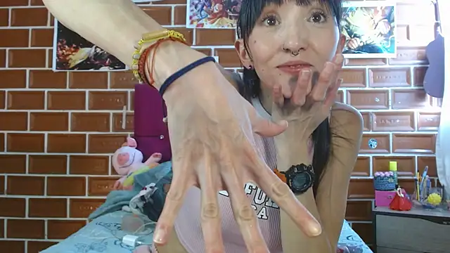 Snapshot of Sakura_and_yuki chatting on March 13, 2025, 9:05 pm Sakura and yuki online show from March 13, 2025, 9:05 pm