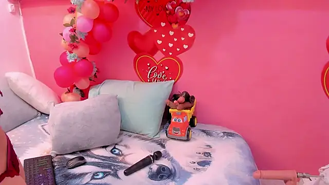 charlotte-11 online show from September 12, 2025, 3:12 pm