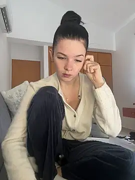 RoxiBlack online show from February 25, 2026, 7:41 am