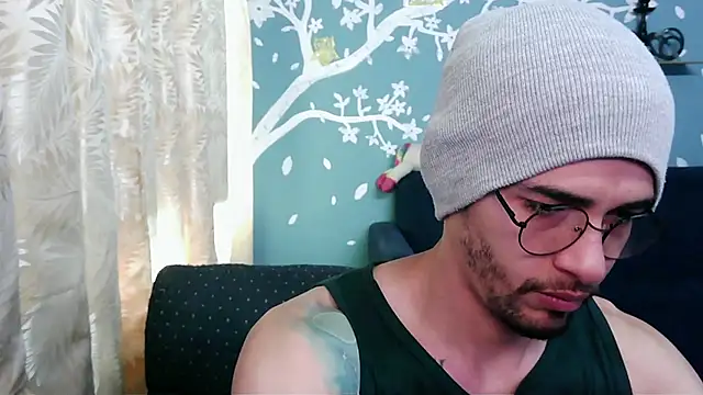 Snapshot of ponzothc chatting on October 6, 2025, 6:08 pm ponzothc online show from October 6, 2025, 6:08 pm