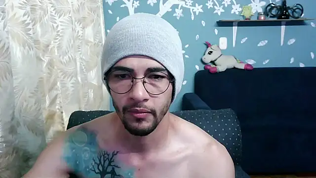 Snapshot of ponzothc chatting on November 7, 2025, 8:46 pm ponzothc online show from November 7, 2025, 8:46 pm