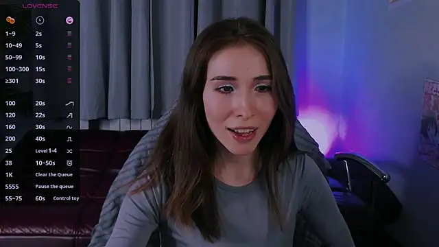 ashleyro1 online show from November 12, 2025, 1:04 pm