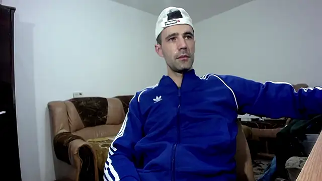 I like older menn online show from February 8, 2026, 5:49 am