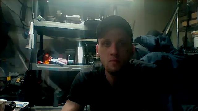 Snapshot of Aaronbp chatting on November 27, 2025, 8:26 am Aaronbp online show from November 27, 2025, 8:26 am