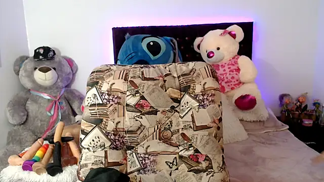 Snapshot of Lorenahot_06 chatting on November 24, 2025, 7:47 pm Lorenahot 06 online show from November 24, 2025, 7:47 pm