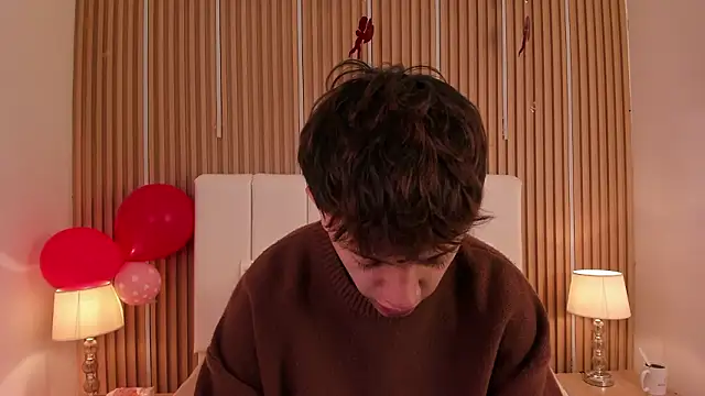 Snapshot of Tomy_Rox chatting on February 15, 2026, 8:52 pm Tomy Rox online show from February 15, 2026, 8:52 pm