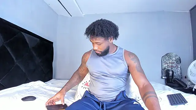 Dancelwashington online show from May 26, 2026, 1:42 pm