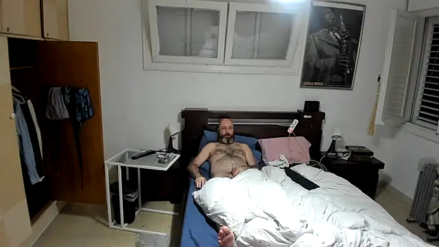 Snapshot of CTPuIITu3 chatting on March 17, 2025, 12:42 am CTPuIITu3 online show from March 17, 2025, 12:42 am