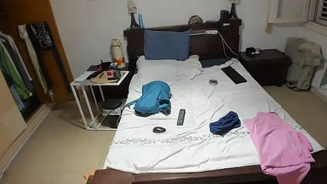 Snapshot of CTPuIITu3 chatting on October 9, 2025, 8:09 pm CTPuIITu3 online show from October 9, 2025, 8:09 pm