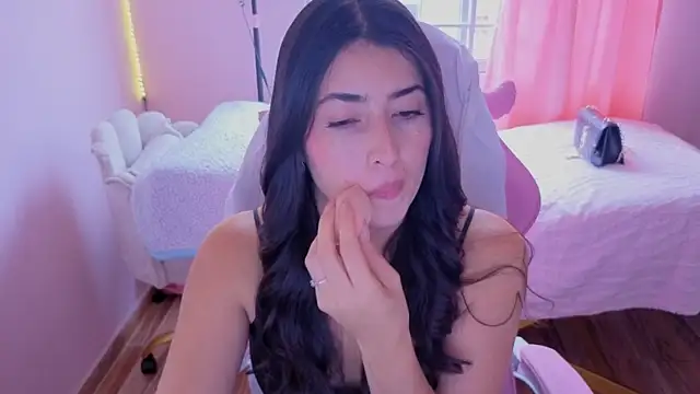 ChanellGV online show from March 19, 2026, 8:42 pm