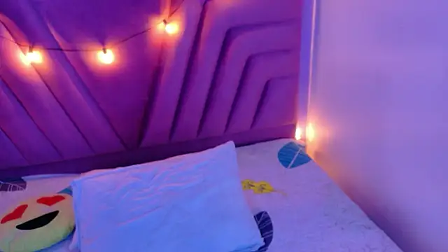 cattaleeyaa online show from January 11, 2026, 1:18 pm