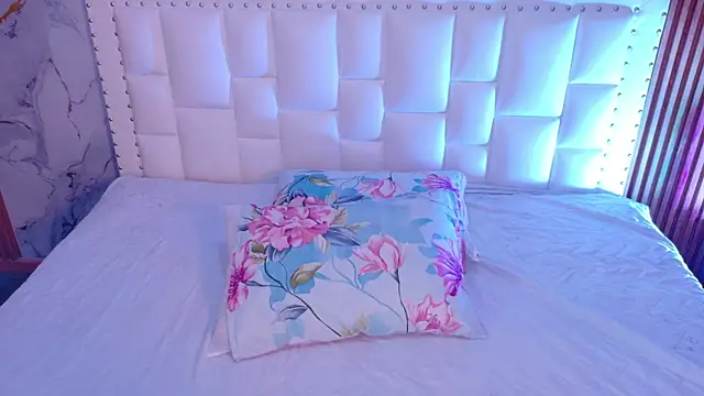 Snapshot of cattaleeyaa chatting on February 10, 2026, 12:37 pm cattaleeyaa online show from February 10, 2026, 12:37 pm