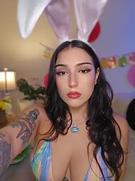 freya bella  online show from March 25, 2026, 9:41 am