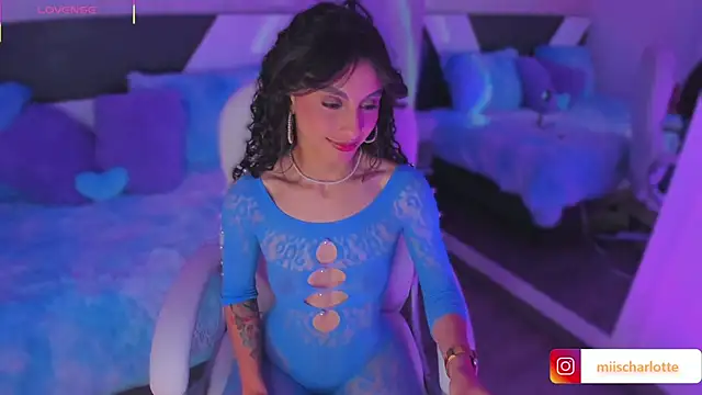 MiissCharlotte online show from March 21, 2025, 5:43 am