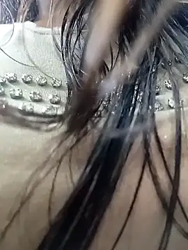 Snapshot of Anamika_24 chatting on January 20, 2025, 1:21 pm Anamika 24 online show from January 20, 2025, 1:21 pm