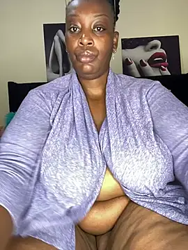 Snapshot of MsWhiteChocolatte chatting on January 24, 2025, 10:21 am MsWhiteChocolatte online show from January 24, 2025, 10:21 am