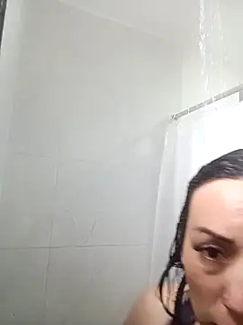 Snapshot of Laura_martin_ chatting on February 18, 2026, 1:29 pm Laura martin online show from February 18, 2026, 1:29 pm