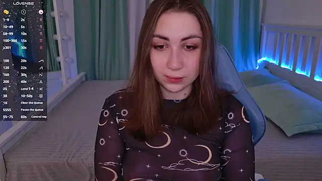 Snapshot of WinryRoss chatting on February 9, 2025, 6:01 am WinryRoss online show from February 9, 2025, 6:01 am
