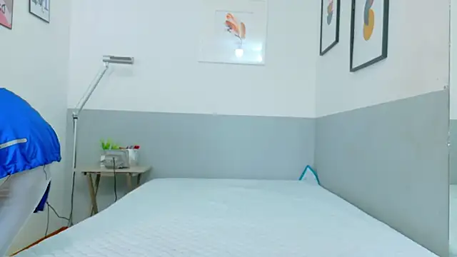 daddys little princesss online show from October 12, 2025, 11:44 am