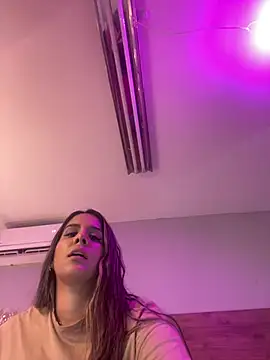 DeboraEvans online show from January 14, 2026, 7:39 pm