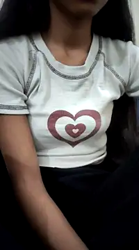 Snapshot of Kumkum_36 chatting on February 24, 2025, 7:55 am Kumkum 36 online show from February 24, 2025, 7:55 am