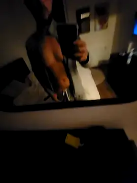 Guitccch online show from November 18, 2025, 11:15 pm