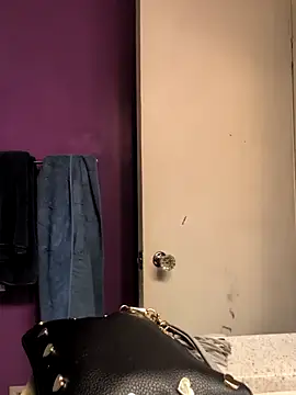 samone9 online show from April 20, 2026, 5:03 pm