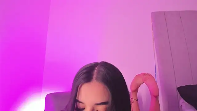 kaylarossi online show from March 22, 2025, 7:20 pm