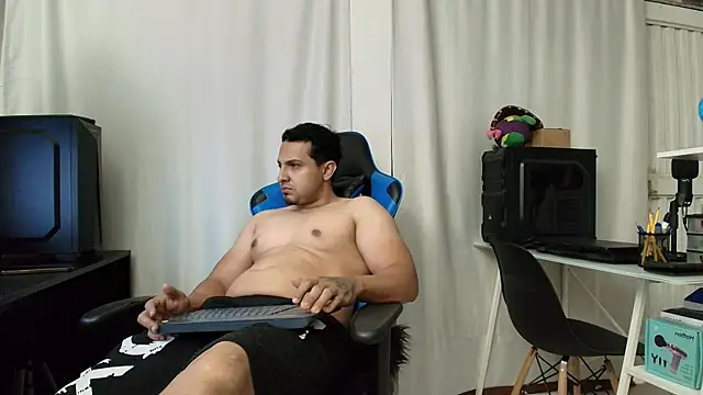 hott dicks online show from April 3, 2026, 10:38 pm