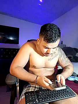 Naughty Charly online show from November 28, 2025, 1:28 am