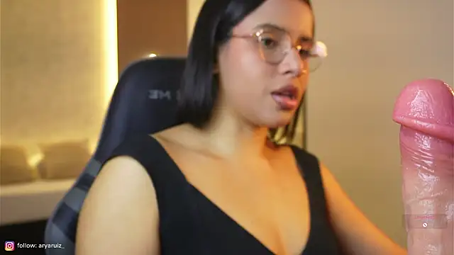 arya ruizz online show from October 15, 2025, 12:57 pm