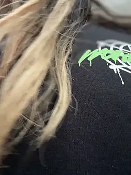 Mila Morgan online show from October 18, 2025, 3:25 pm