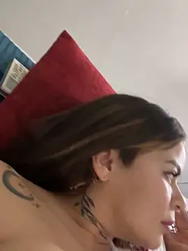 Snapshot of ivanna_rivera chatting on December 13, 2025, 8:04 pm ivanna rivera online show from December 13, 2025, 8:04 pm