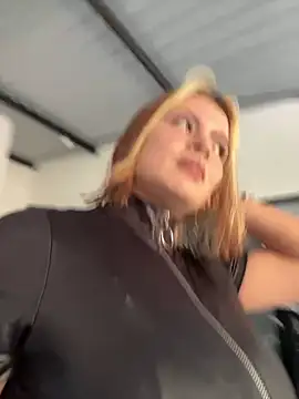 Snapshot of ivanna_rivera chatting on June 19, 2026, 3:29 pm ivanna rivera online show from June 19, 2026, 3:29 pm