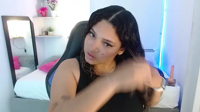 Julia Boobs online show from October 8, 2025, 12:28 pm