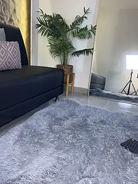 Isa  Blanc online show from March 31, 2026, 3:19 am