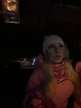 MerlinDave online show from December 16, 2025, 1:43 am