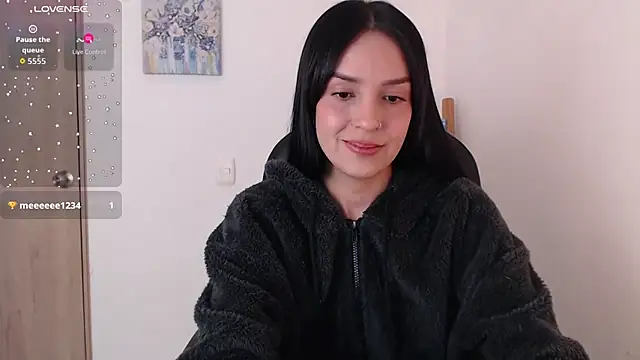 sakura-mail online show from November 23, 2025, 10:42 pm