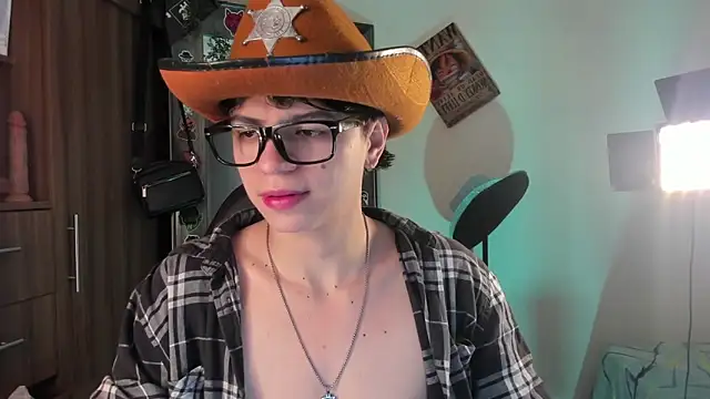 marckalexis online show from September 12, 2025, 1:11 pm