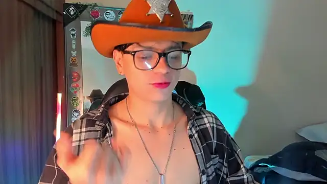 marckalexis online show from December 5, 2025, 7:34 pm