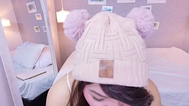 Snapshot of Cuckold_lover69 chatting on February 13, 2026, 1:33 pm Cuckold lover69 online show from February 13, 2026, 1:33 pm