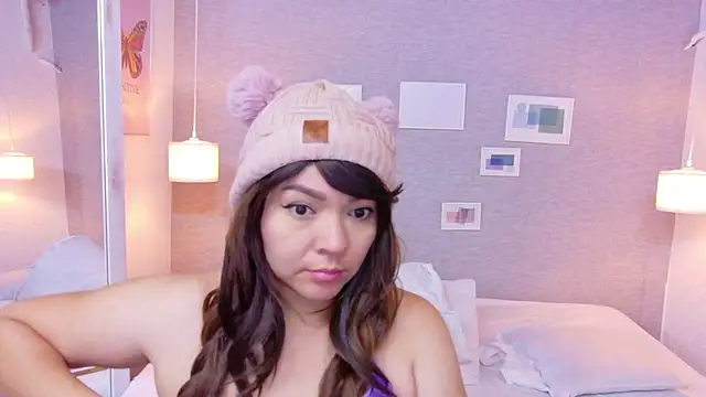 Cuckold lover69 online show from November 24, 2025, 1:33 pm