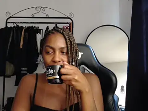 Snapshot of marisilva_br chatting on February 26, 2025, 1:22 pm marisilva br online show from February 26, 2025, 1:22 pm