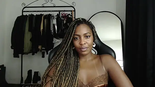 Snapshot of marisilva_br chatting on February 7, 2025, 10:52 pm marisilva br online show from February 7, 2025, 10:52 pm