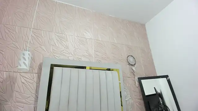 Ammy Connor1 online show from October 25, 2025, 9:15 pm