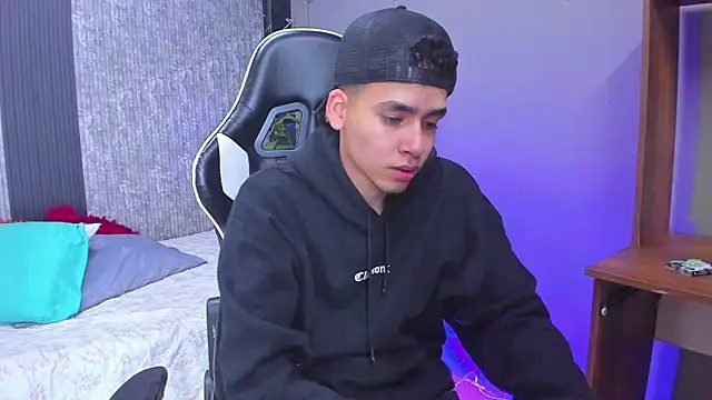 Mike 0233  online show from March 6, 2025, 3:57 am